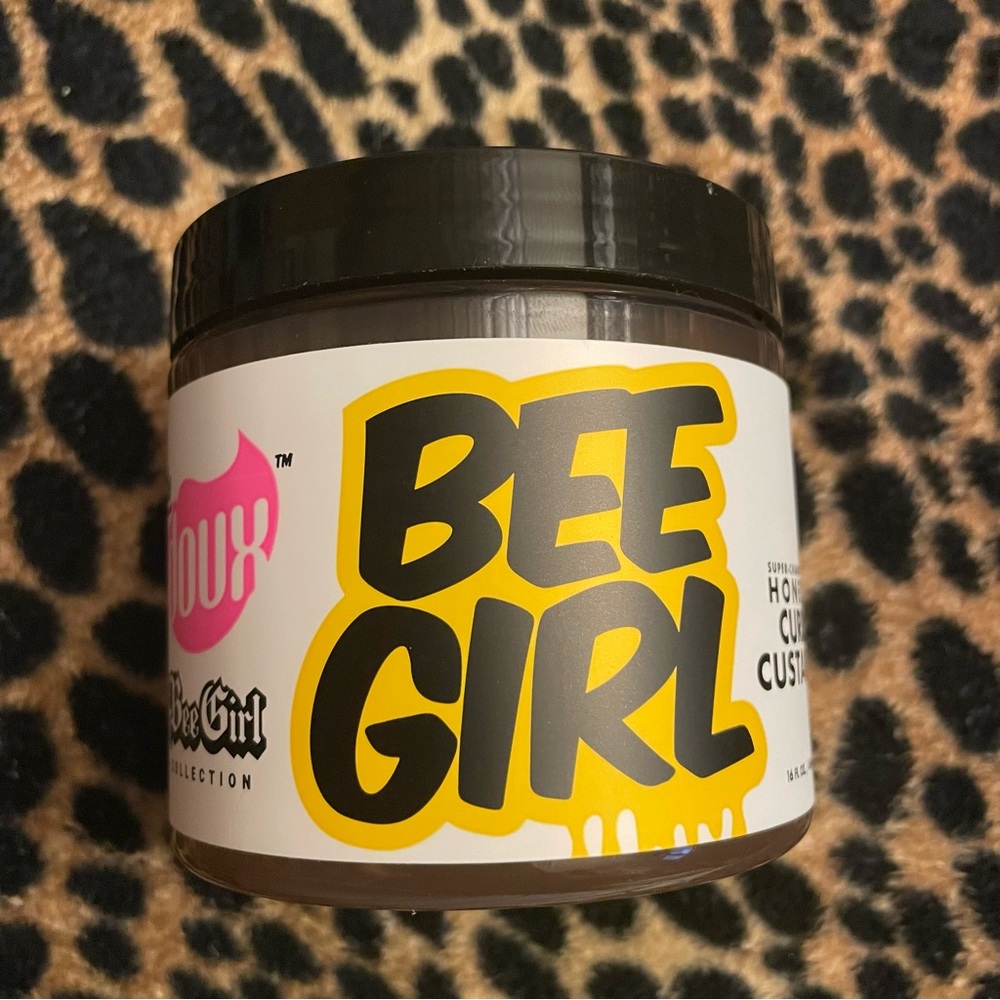 The Doux Bee Girl Curl Custard New/Unused